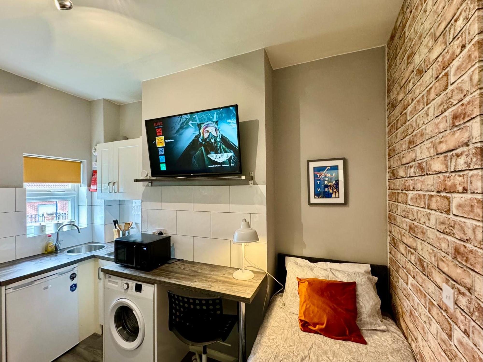 Limpenny Studio - Cityscape Cozy Corner Nottingham Dış mekan fotoğraf